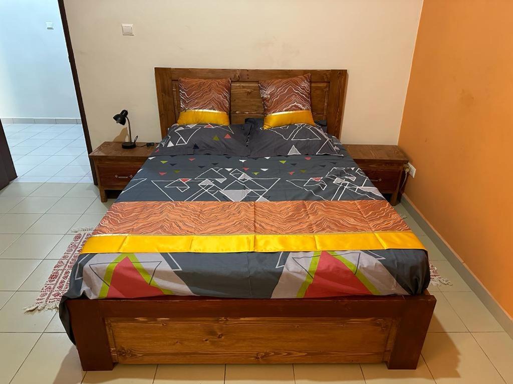 Appartement Spacieux Chez Keur Matou - F2 Dakar Exterior foto